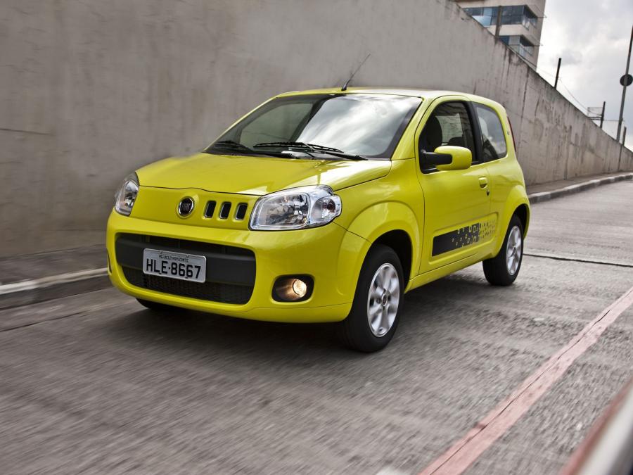  Fiat Uno Vivace 3-Door 2011 года  (фото 5 из 14)